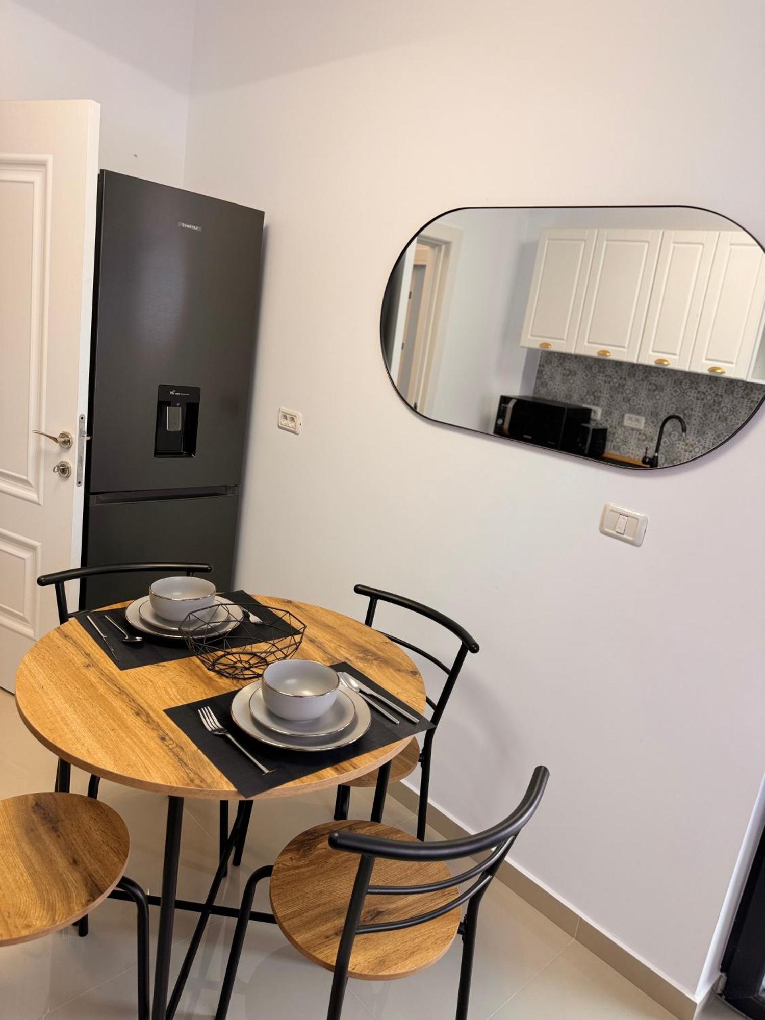 Appartamento Jungle Loft Suceava Esterno foto