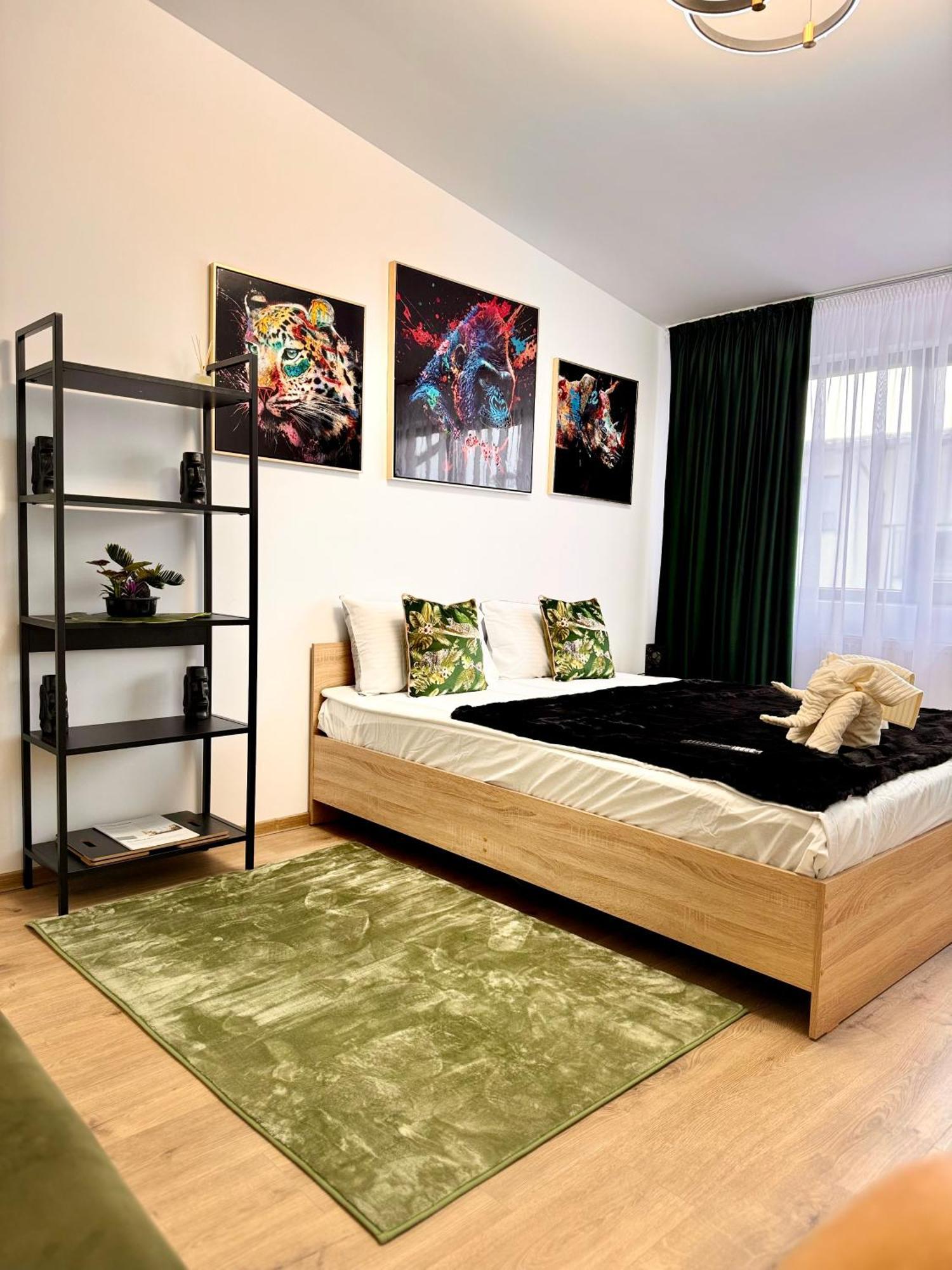 Appartamento Jungle Loft Suceava Esterno foto