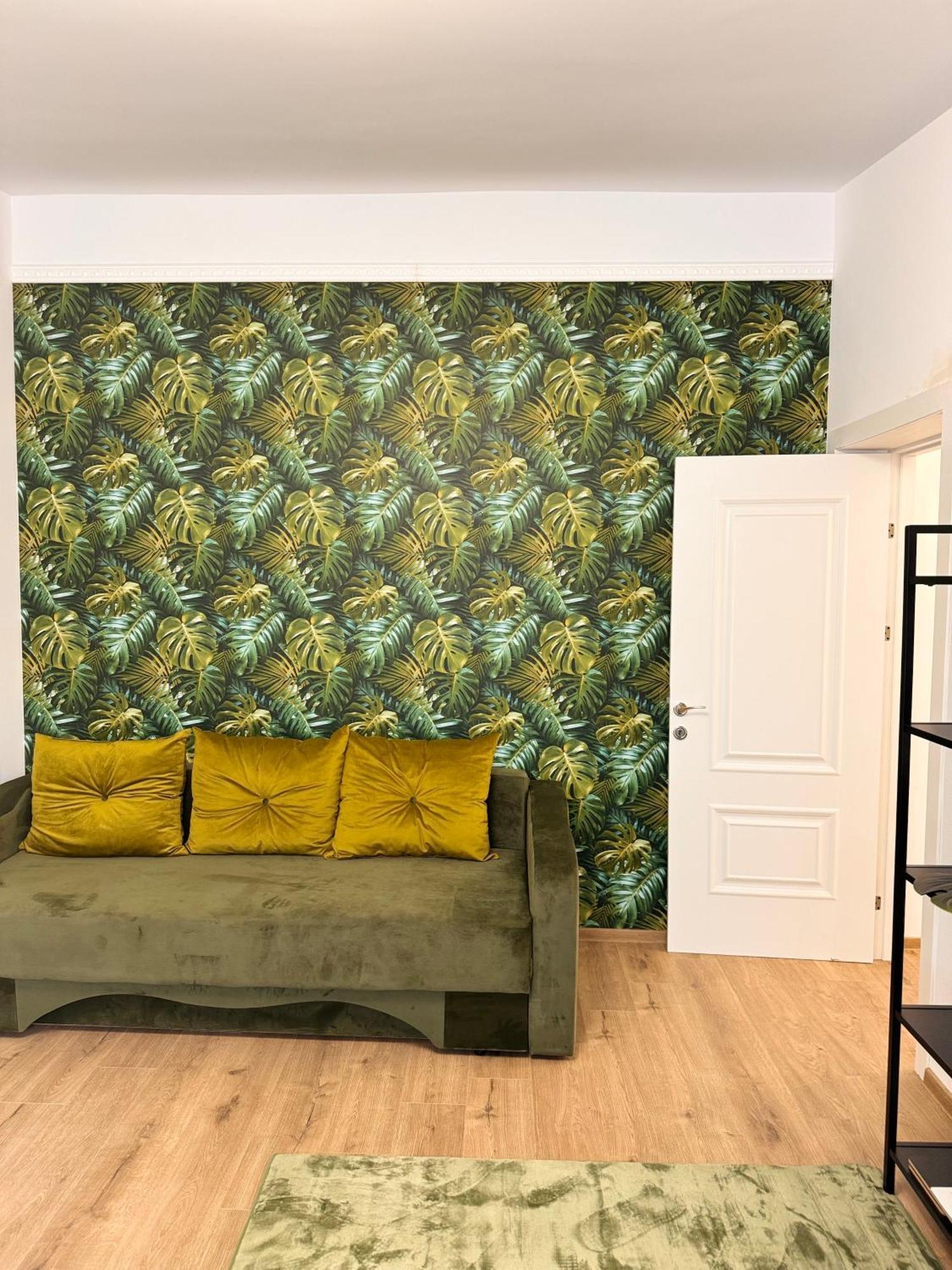 Appartamento Jungle Loft Suceava Esterno foto