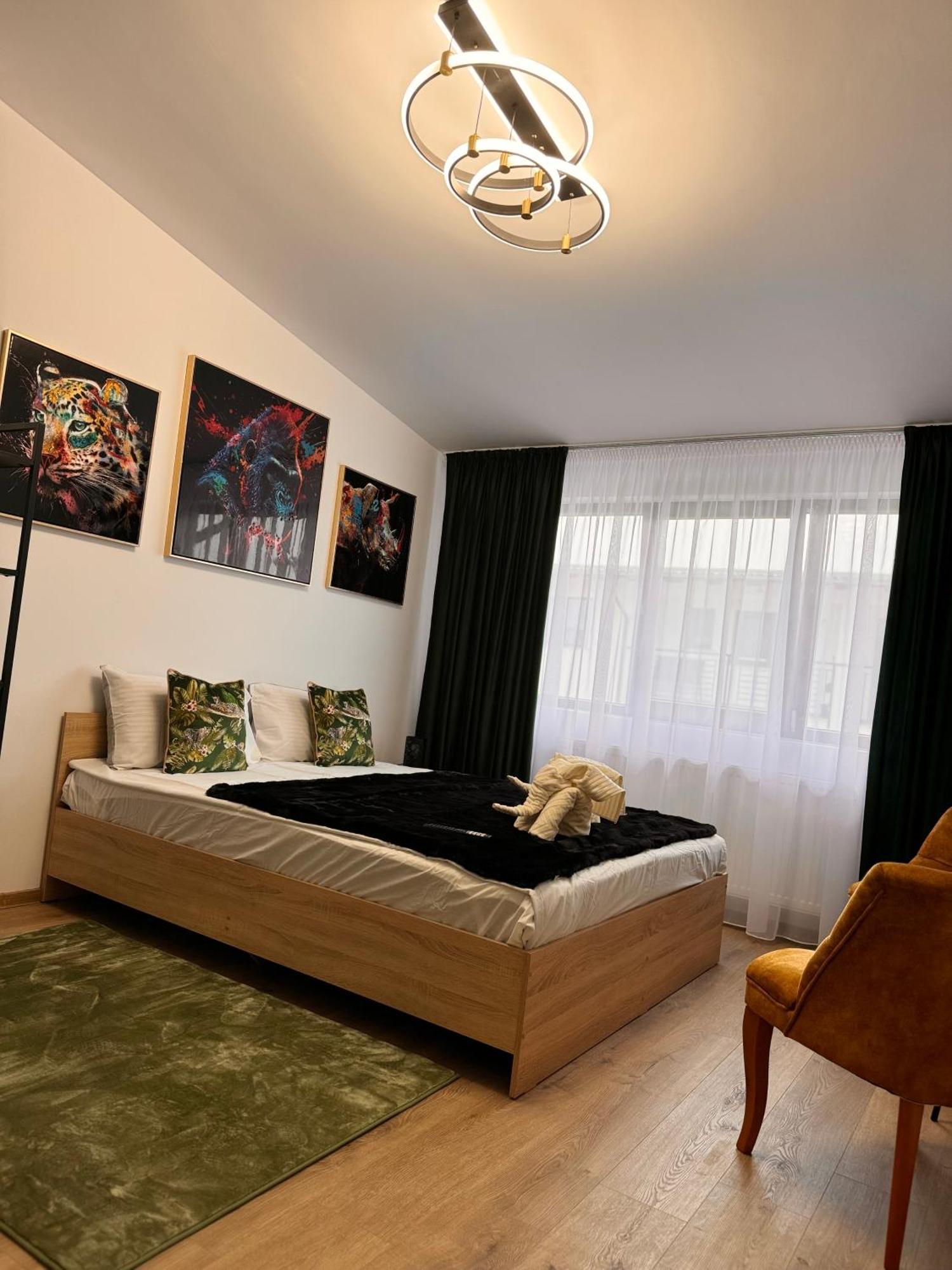 Appartamento Jungle Loft Suceava Esterno foto